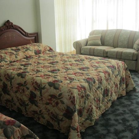 Hotel Eden By Bluebay Oruro Bagian luar foto