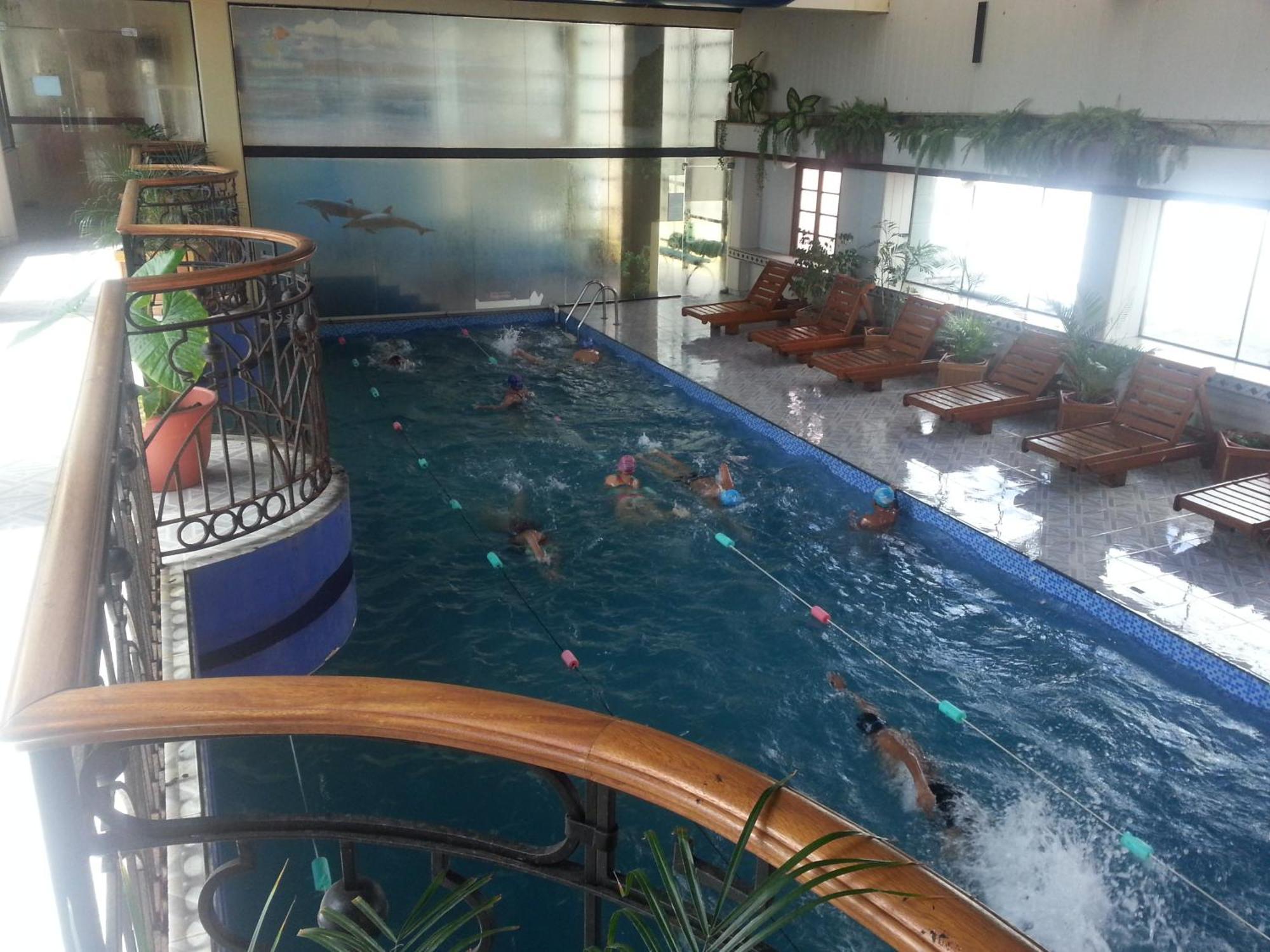 Hotel Eden By Bluebay Oruro Bagian luar foto